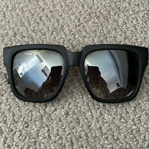 Quay sunglasses